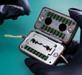 Discover the Charm of Vintage Treasures ✨