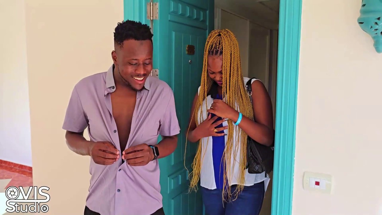 UNE FILLE QUI REFUSE L’ARGENT DE TRANSPORT _ Le Général Tchoutchoubatchou