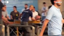 Beirut, attentato sui cercapersone: i feriti arrivano all'ospedale