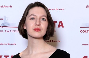 Sally Rooney ünlü olmaktan rahatsız olduğunu itiraf etti