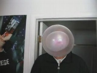 Triple bulles de chewing-gum