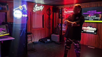 WAR - LOW RIDER (PERFORMED AT SCOREZ)