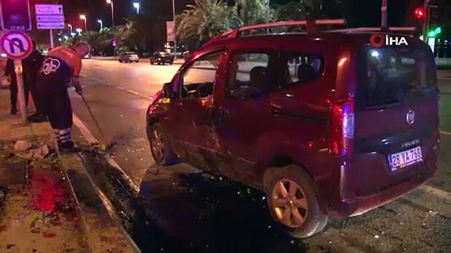 Kartal’da kırmızı ışık ihlali yapan otomobil 2 araca çarptı: 3 yaralı