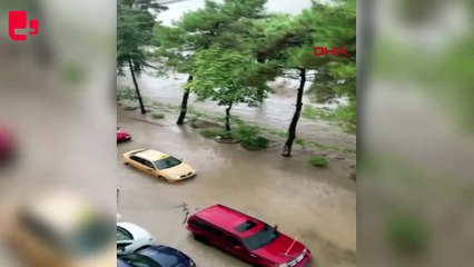 Giresun'da sağanak; cadde ve sokaklar suyla doldu