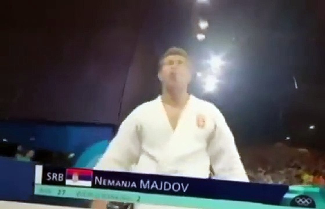 Nemanja Majdov squalificato 5 mesi per essersi fatto il segno della croce prima di entrare in campo