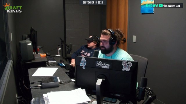 FULL VIDEO EPISODE: CFB With Cole Cubelic, Falcons And Kirk Cousins Silence Philadelphia, Max Gives An Eagles Report Card And Listener Takes