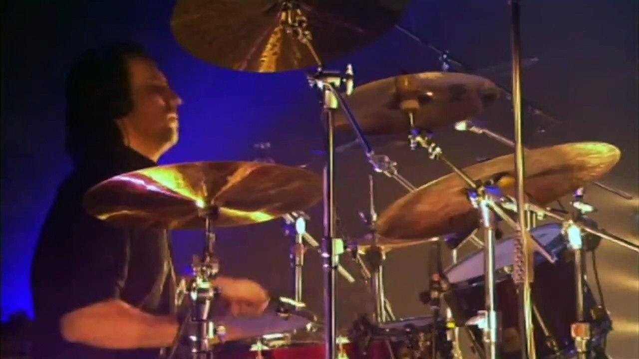 Patricia Kaas chante son tube "Mon mec à moi" en live