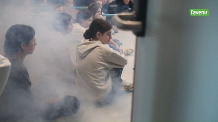 Simulation de guerre à l'école IATA à Bouge