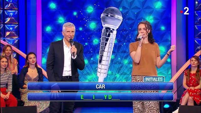 Coline dépassde Manon au classement des Maestros de N'oubliez pas les paroles