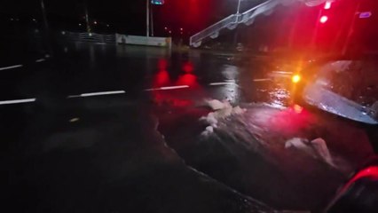 경남 김해 도로 융기 / YTN