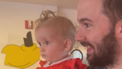 Toddler's priceless reaction to meeting Mickey Mouse during family visit to Chef Mickey's