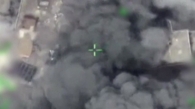 이스라엘, 베이루트 표적 공습...헤즈볼라 사령관 등 12명 사망 / YTN