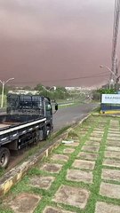 Umuarama tem tarde chuvosa e registra rajadas de vento de até 82,8 km/h nesta sexta-feira 3