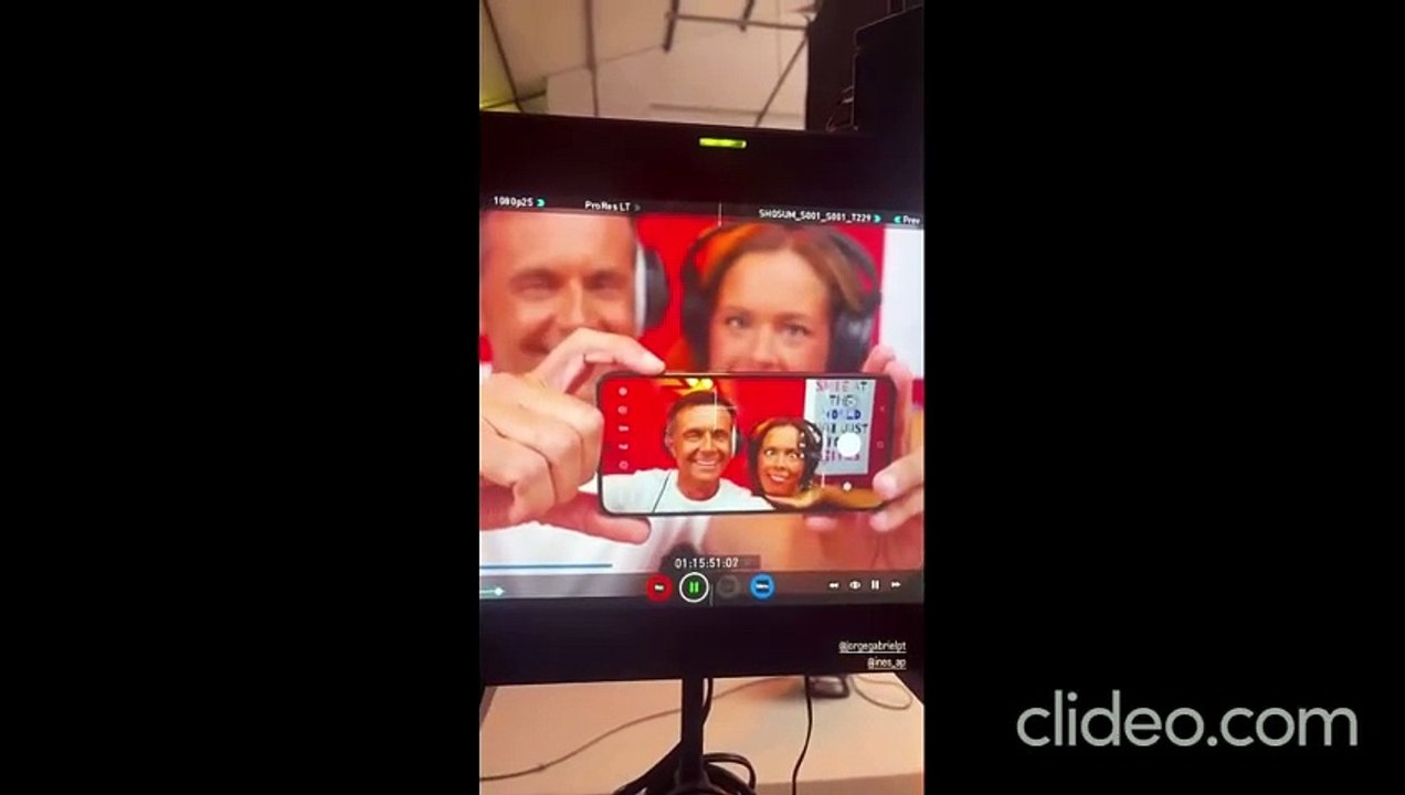Inês Aires Pereira mostra-se irritada no aeropo...