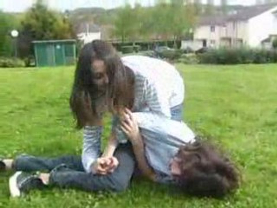 CLIP4506