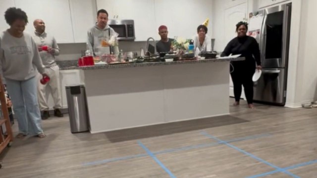 'Tic Tac No!' - Floor Tic Tac Toe game takes a comical turn after player abruptly slips