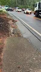 Condutor é socorrido após colisão entre caminhonetes na PR-482, perto de Nova Olímpia