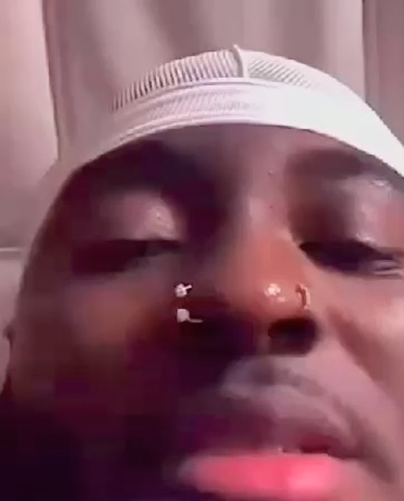 Voici le genre d’individu qui vient sérieusement #entacher l’image et la #réputation les #Africains en France  je le considère comme un #criminel et dénonce #vigoureusement #agissements #néfastes