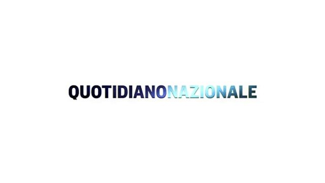 Mario Draghi entra a Palazzo Chigi per l'incontro con Giorgia Meloni