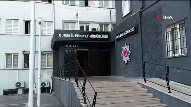 Polis tamirci kılığına girdi, 24 yıl hapisle aranan şüpheliyi yakaladı