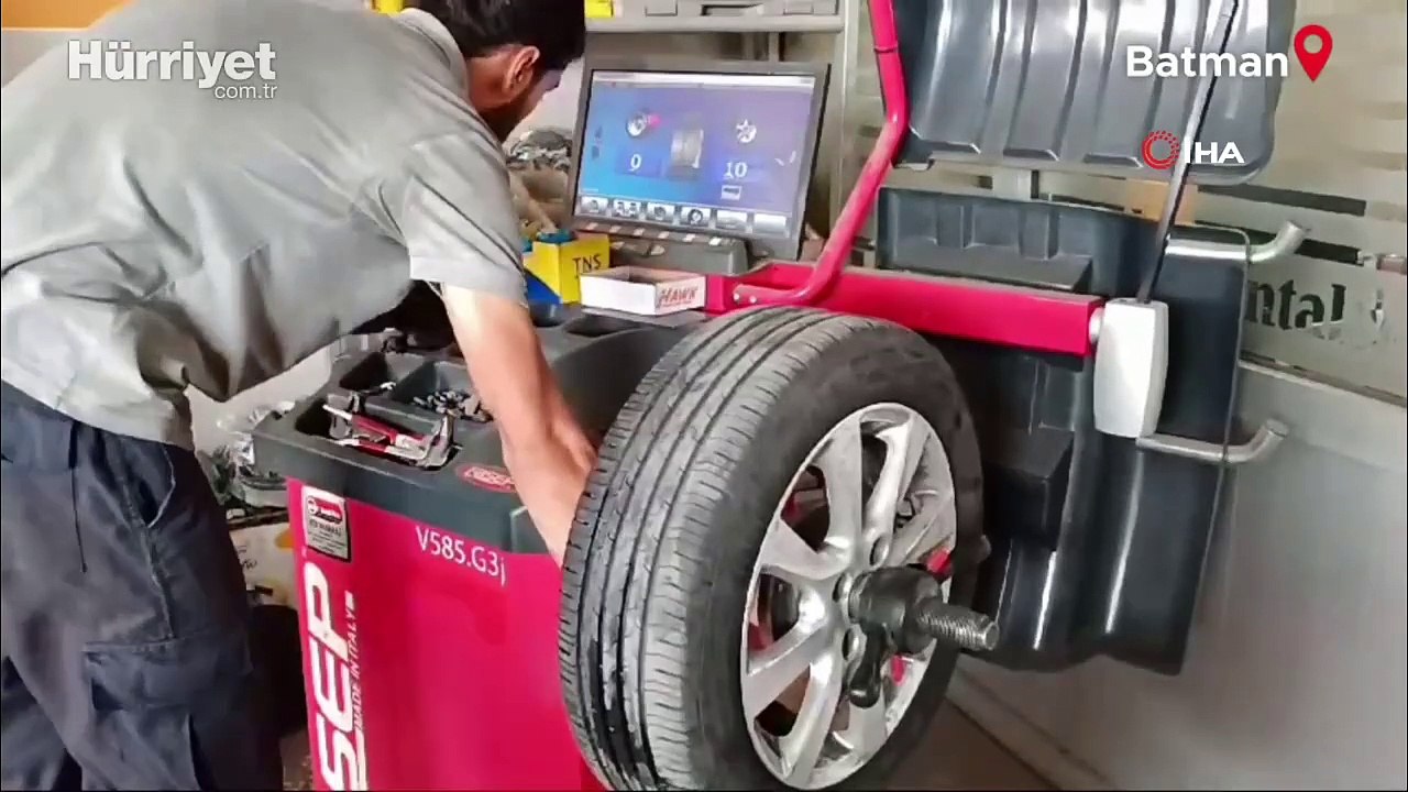 Mahalle lastikçisi sürücüye 20 bin lira fiyat çıkardı, gerçek ise bayide ortaya çıktı