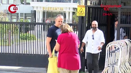 Gözyaşlarına hakim olamadı Ünlü şarkıcı Metin Arolat’ın cenazesi ablasına teslim edildi