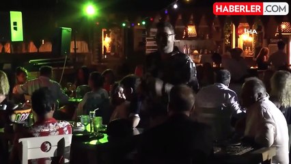 Şarkıcı Metin Arolat, Sahne Performansında Hayatını Kaybetti