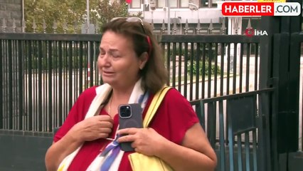 Ünlü Şarkıcı Metin Arolat'ın Cenazesi Ablasına Teslim Edildi