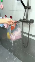 Large-capacity waterproof toiletry bag, very convenient for swimming and fitness