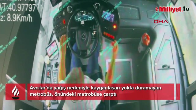 İstanbul'da metrobüs kazası! Yaralılar var