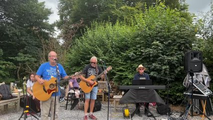 Take it Easy cover by Two Well Worn Band