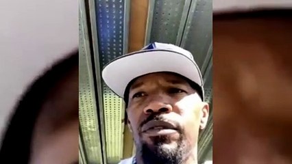 Jerry Jones incomoda a Jamie Foxx en un video donde habla del tamaño del pene de los jugadores de los Cowboys