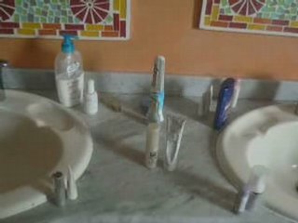 La valse du dentifrice