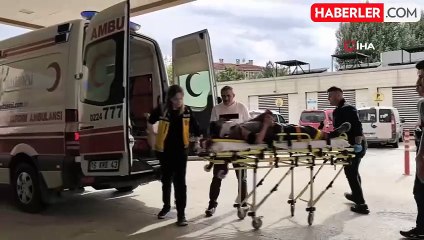 Bursa'da Çöp Kamyonu Şarampole Yuvarlandı: 3 Yaralı