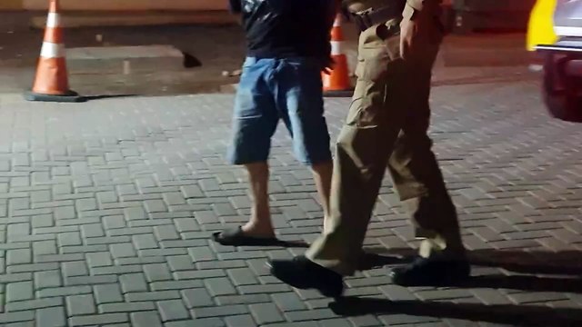 Homem é detido após agredir companheira no Brasmadeira