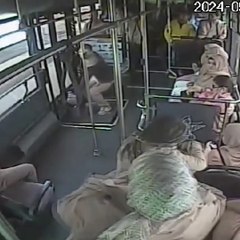 Otobüste panik! Elindeki tüpü yere düşürünce dehşet dolu anlar yaşandı