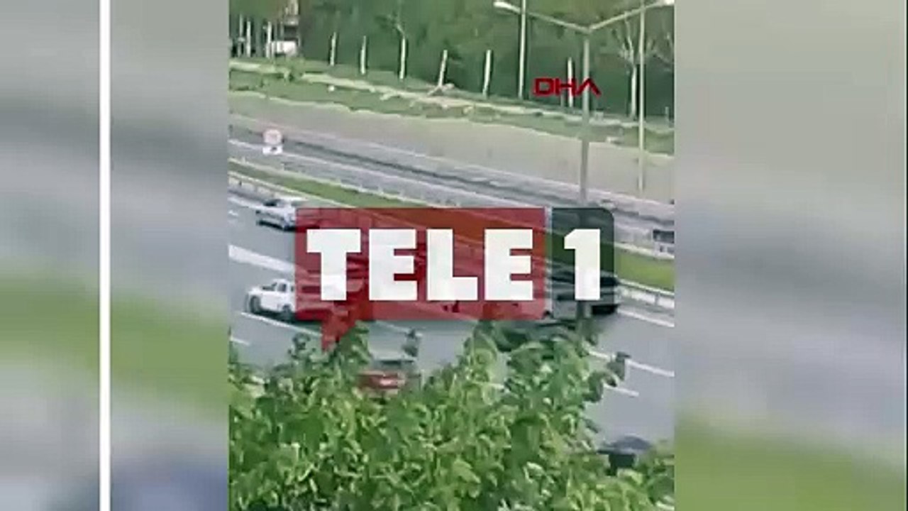 Elinde valizle TEM otoyolunun ortasında metrelerce yürüdü!