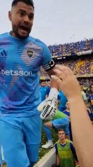La penosa escena de Romero peleándose con su afición tras perder ante River