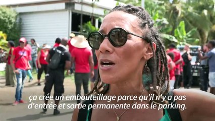 En Martinique, avec des manifestants mobilisés contre la vie chère