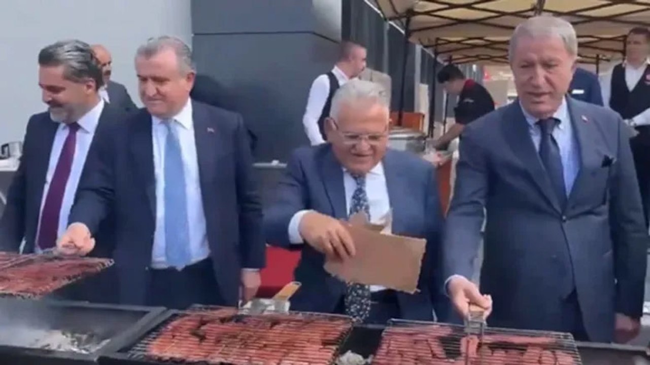 Cemal Enginyurt'tan, Hulusi Akar ve Osman Bak'a tepki: Yazıklar olsun