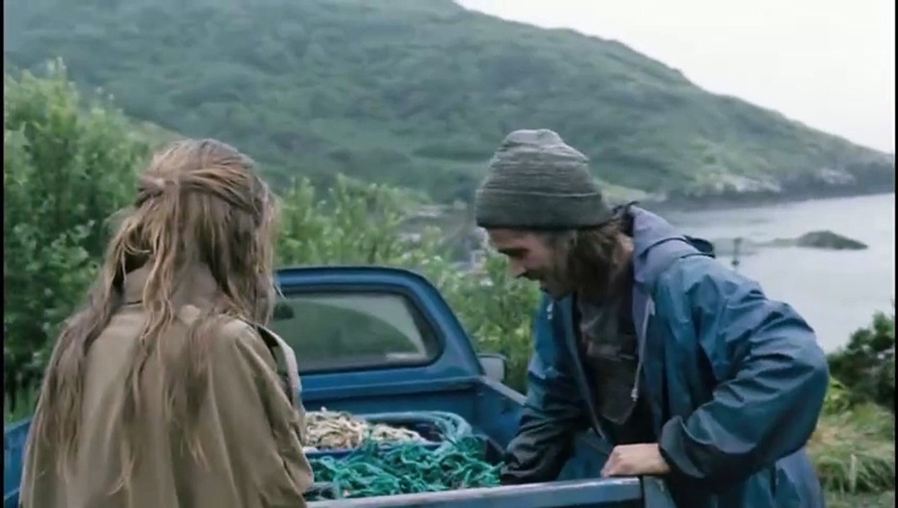 A Fisherman Caught a Beautiful_ Human-Like Mermaid in his Net _ Hollywood Movie Explained in Hindi(480P)