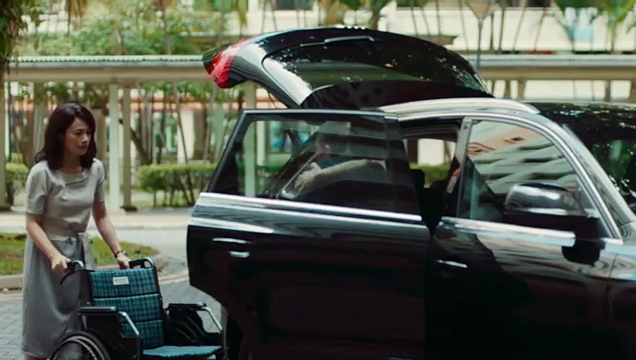 40 Years Old TEACHER _ 21 Years Old STUDENT Story I Movie Explained in Hindi_Urdu I Movie Story(480P)