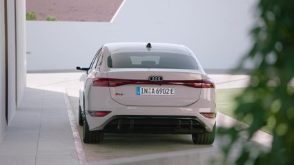 The new Audi A6 Sportback e-tron performance Design Preview