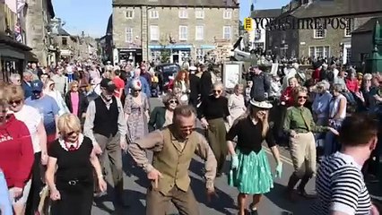 Grassington 1940s Weekend 2024: Stunning photos show enthusiastic visitors dressed up in vintage costumes as Yorkshire event attracts hundreds of people