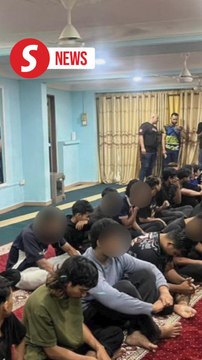 ‘Mat rempit’ group taken to surau by KL traffic cops