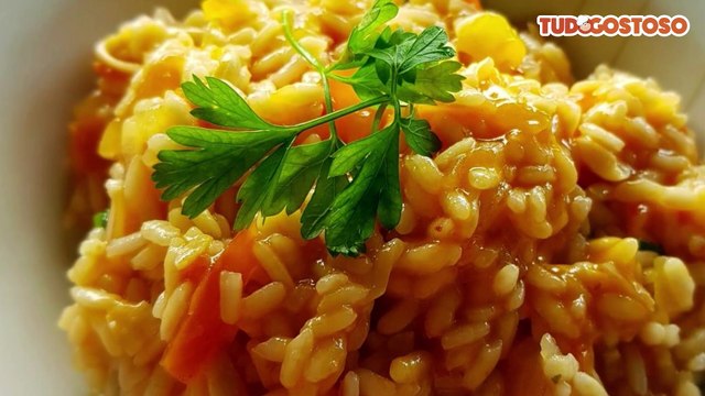 Risoto cremoso de lula em anéis