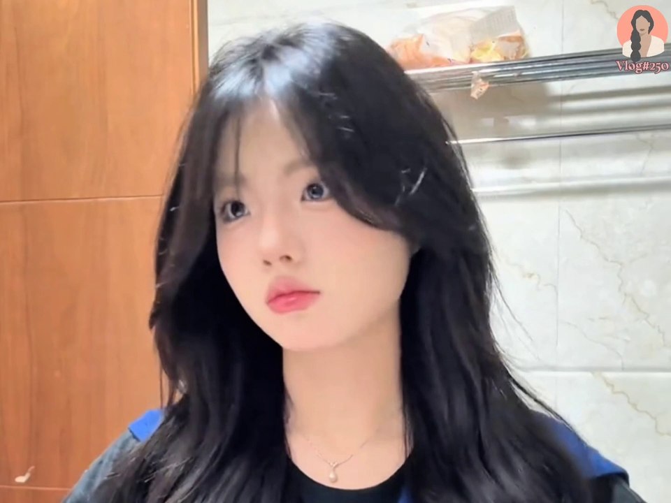 Unboxing Surprise Gifts from My Brother!  | New Shoes, Outfits, and More!  **Description:** Hey everyone!  Today’s video is super exciting!  I’m unboxing a bunch of surprise gifts, including a package my brother sent from Tibet