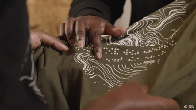 Fashion for the visually impaired