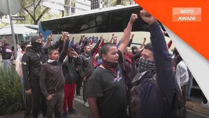 Rakyat Mexico memberontak, lempar mercun semasa protes