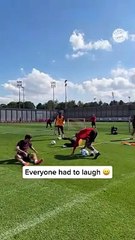 Quand toute l'équipe du Bayern se moque d'un joueur à l'entrainement... la honte